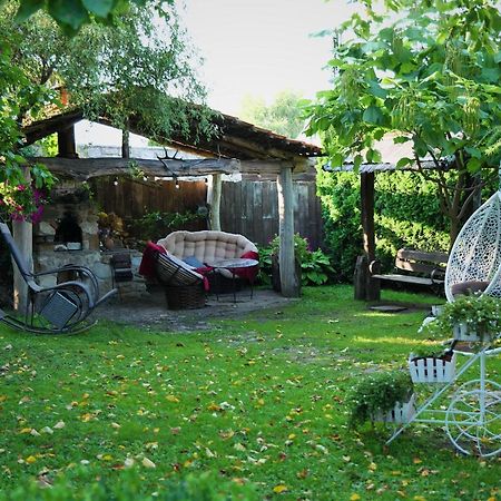 Villa Sadyba Pochayiv à Potchaïv Extérieur photo