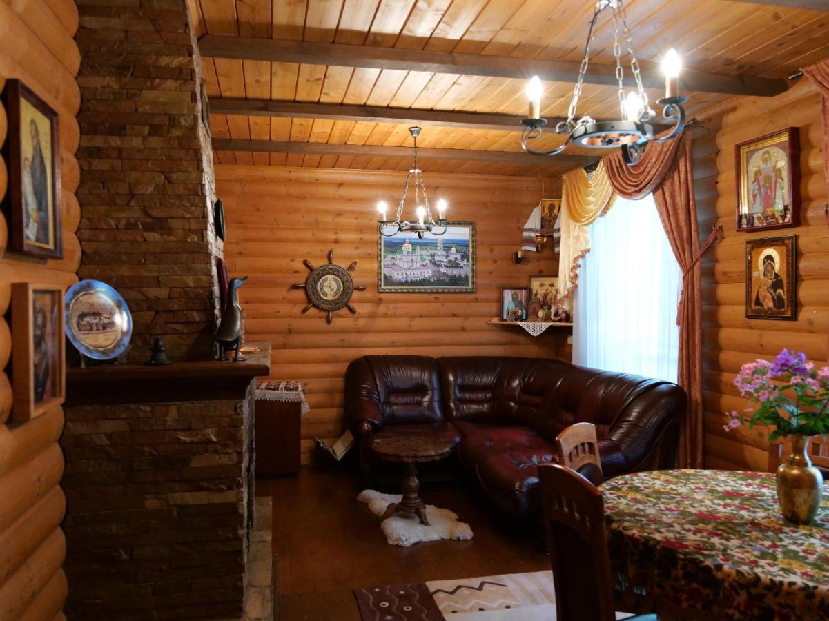 Villa Sadyba Pochayiv à Potchaïv Extérieur photo