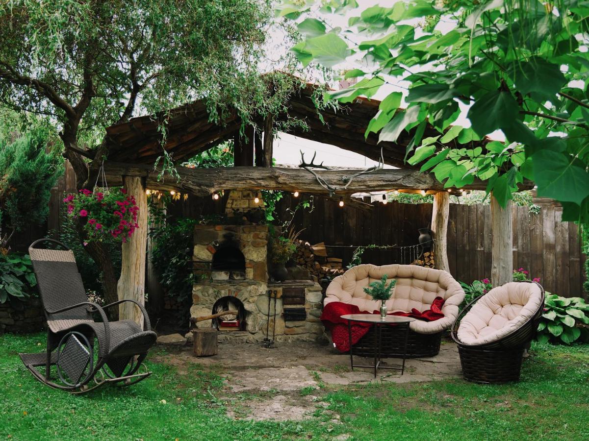 Villa Sadyba Pochayiv à Potchaïv Extérieur photo