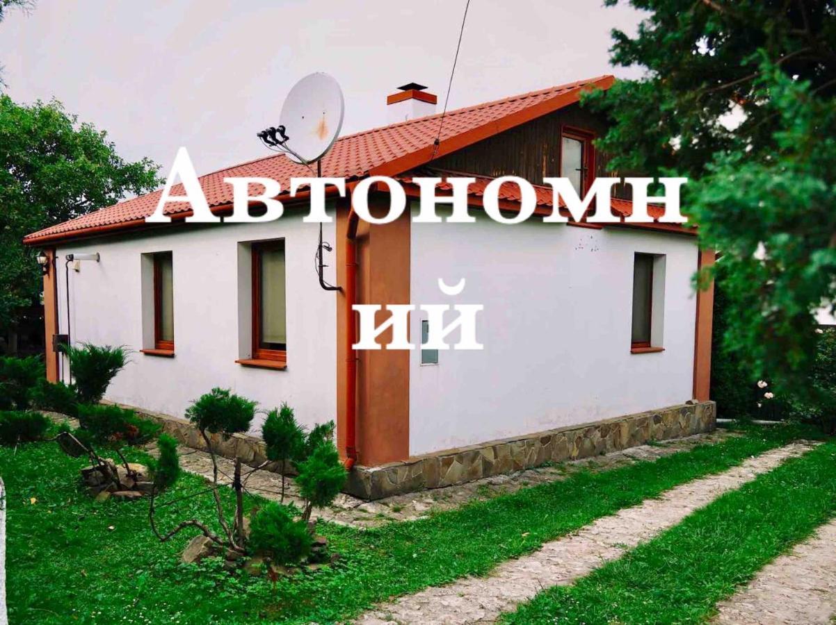 Villa Sadyba Pochayiv à Potchaïv Extérieur photo